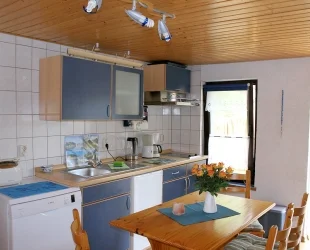 Ferienwohnung 2 - Fam. Awe